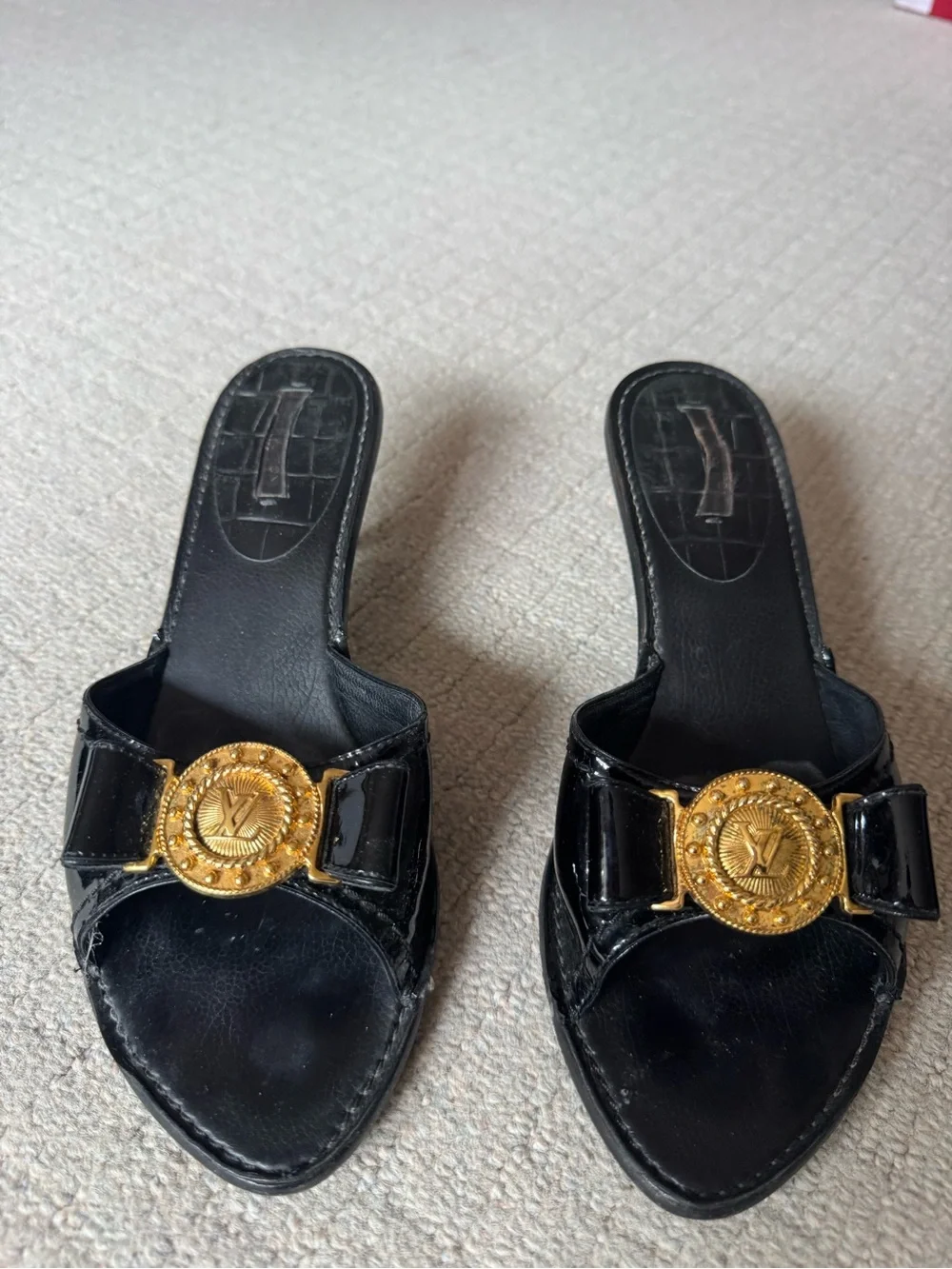 AUTHENTIC Louis Vuitton Vintage Black Patent Leather Slide Mules w/ Gold accent